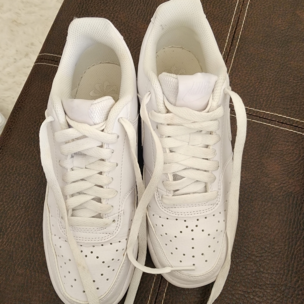 Nike Court Vision Low White Size 7 women